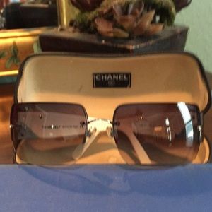 Ladies sun glasses